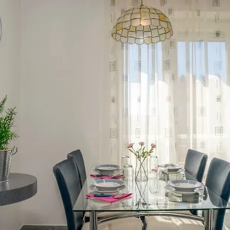 Apartment Azure
