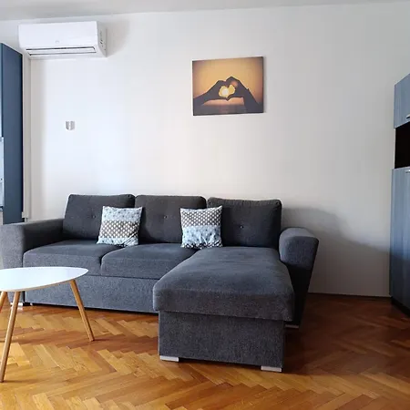 Azure Apartman Split